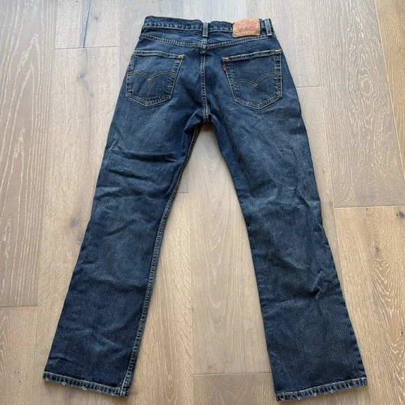 Lévis 527 blue jeans size 31/30. Gently used. Good condition. - Picture 4 of 5